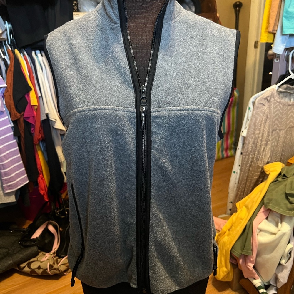 Gray Zip-Up Vest